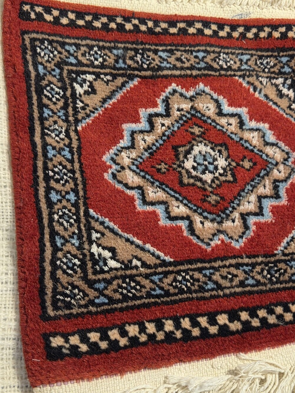 Small Wool Rug Hand Knit Persian Style 1 Square Foot Red White Fringe Bokhara - Picture 2 of 10